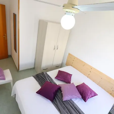 Bilo Nadia Cozy 200 M From Otrantos Castle Дом отдыха